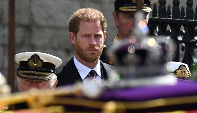Prince Harry's Icy Reception at Queen's Farewell: A Royal Snub?
