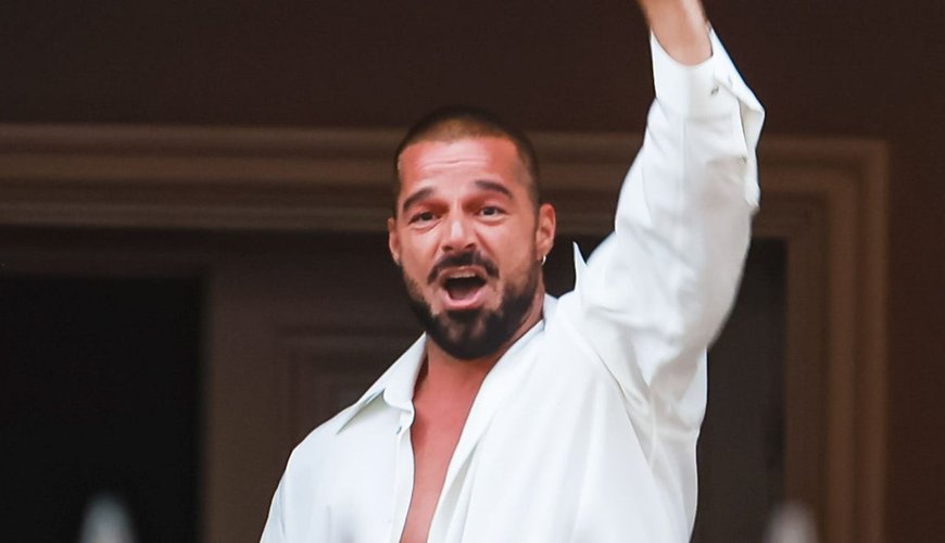 Ricky Martin's Royal Wave: Buenos Aires Fans Go Wild