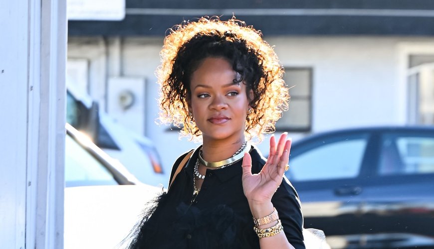 Rihanna Stuns in First Public Appearance Since Baby No. 3