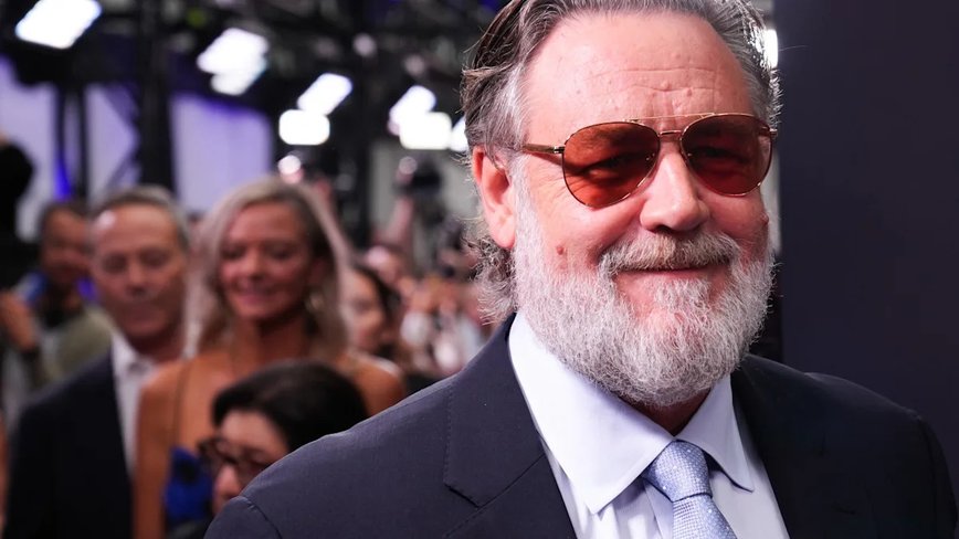 Russell Crowe Turns Heads at AFI Fest with His Sleek New Look