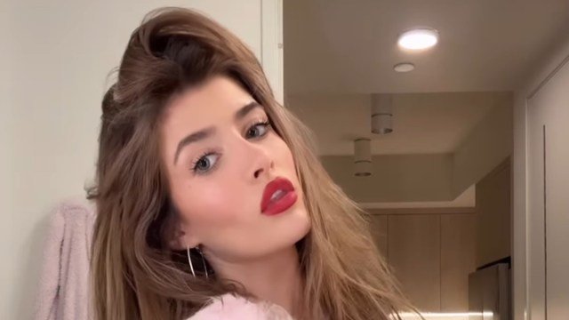 Sami Sheen Stuns Instagram with Her Pink Bathrobe Glam