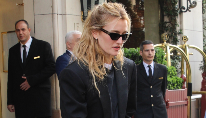 Sarah Pidgeon Revives Balenciaga's Iconic Rodeo Bag at Paris Fashion Week