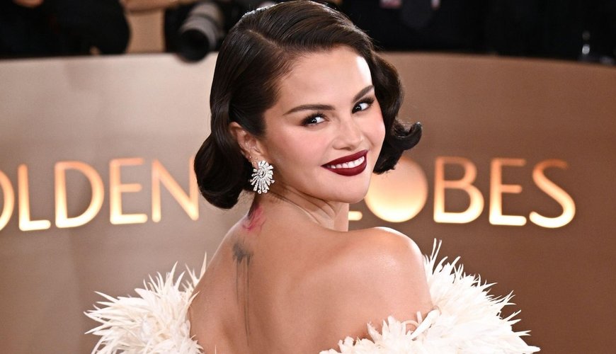 Selena Gomez's Bronze Glow: The Winter Beauty Trend Everyone's Talking About!
