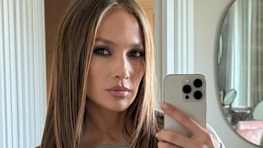 Jennifer Lopez Stuns in Dazzling Crystal Ensemble, Sets Social Media on Fire
