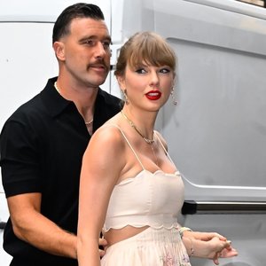 Taylor Swift Skips Met Gala for a Stylish London Night Out