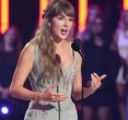 Taylor Swift's Bold Fashion Choice Sparks Social Media Frenzy!