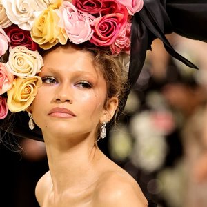 Met Gala 2026: A Glimpse into the Avant-Garde Fashion Extravaganza