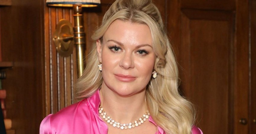 Tinder Swindler Survivor Strikes Back at Instagram's Fake Celebrities