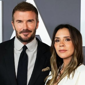 David Beckham Playfully Roasts Victoria's Selfie Obsession – And It's Hilarious!
