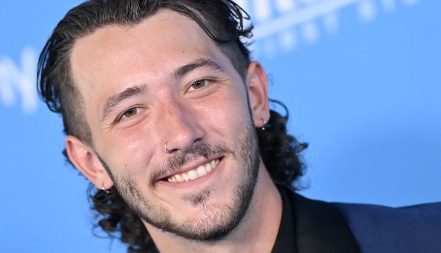 Meet the 'Bonus Jonas': Frankie Jonas, the Secret Superstar